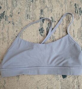 Lululemon bra size 8